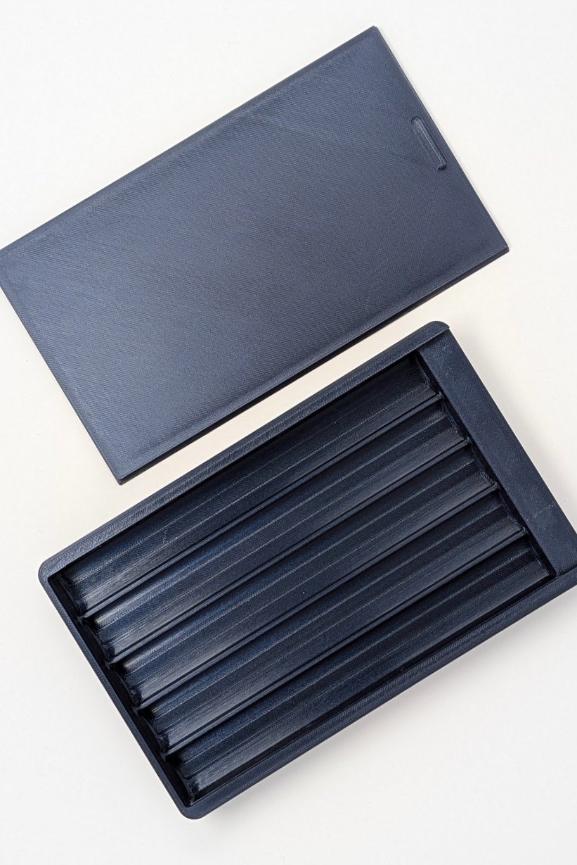 Magnetic Slide Pen Case